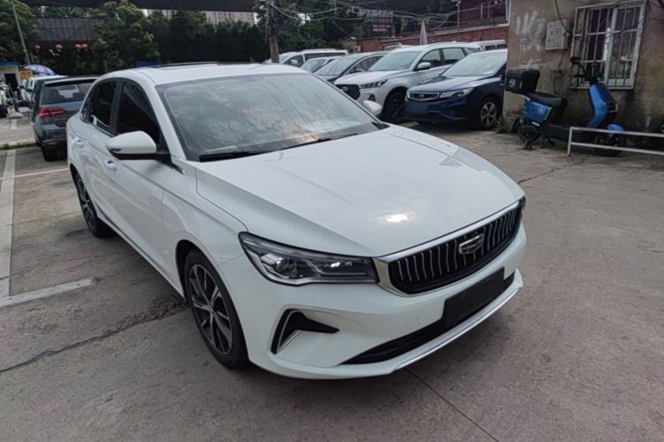 Used Geely Auto Emgrand 2022 4th Generation 1.5L CVT Luxury Model Front Right 45 Deg