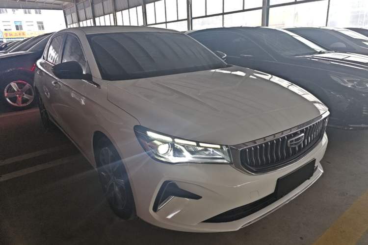 Used Geely Auto Emgrand 2022 4th Generation 1.5L CVT Flagship Model Front Right 45 Deg