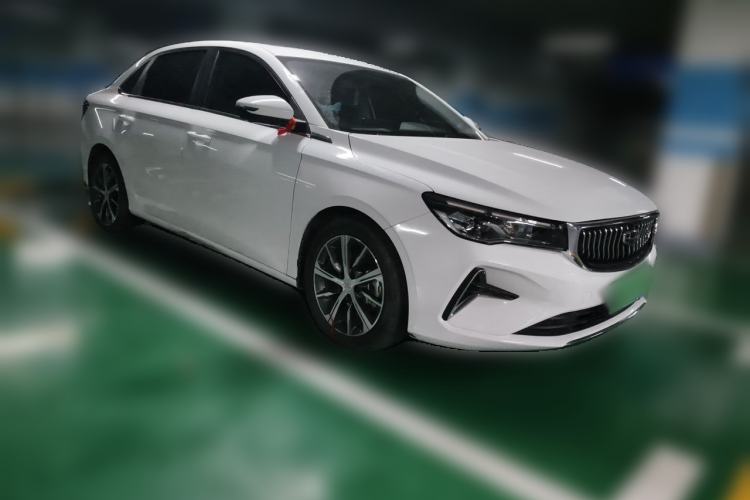 Used Geely Auto Emgrand 2022 4th Generation 1.5L CVT Luxury Model Front Right 45 Deg