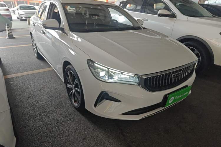 Used Geely Auto Emgrand 2022 4th Generation 1.5L CVT Luxury Model Front Right 45 Deg