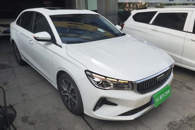 Used Geely Auto Emgrand 2022 4th Generation 1.5L CVT Luxury Model Front Right 45 Deg