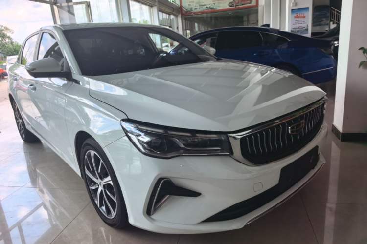 Used Geely Auto Emgrand 2022 4th Generation 1.5L CVT Luxury Model Front Right 45 Deg