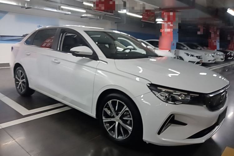 Used Geely Auto Emgrand 2022 4th Generation 1.5L CVT Luxury Model Front Right 45 Deg