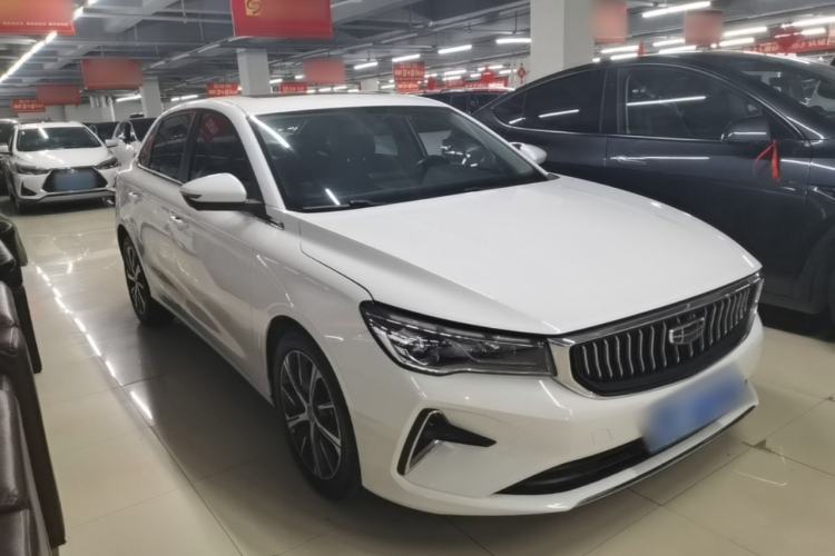 Used Geely Auto Emgrand 2022 4th Generation 1.5L CVT Luxury Model Front Right 45 Deg