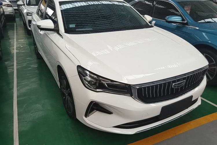 Used Geely Auto Emgrand 2022 4th Generation 1.5L CVT Luxury Model Front Right 45 Deg