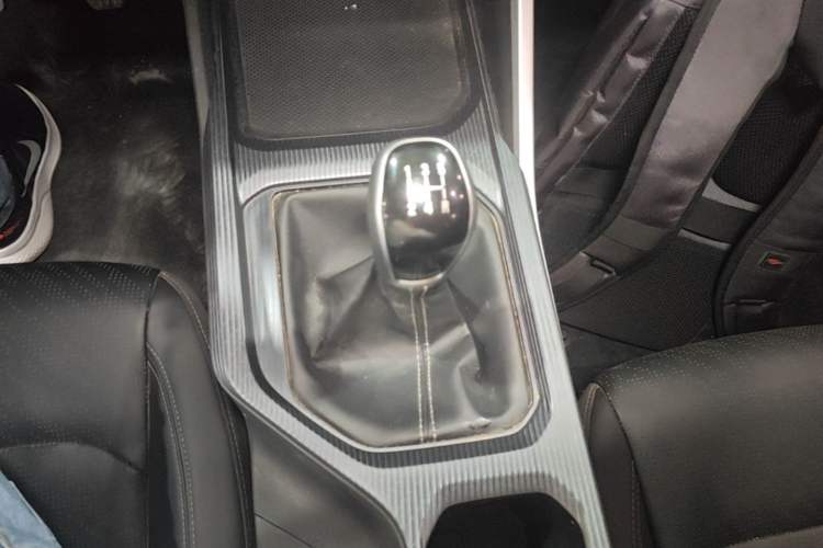 Used Geely Auto Emgrand 2022 4th Generation 1.5L Manual Elite Model Gear Lever