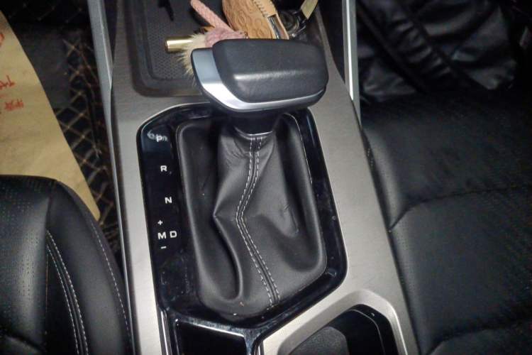 Used Geely Auto Emgrand 2022 4th Generation 1.5L CVT Luxury Model Gear Lever