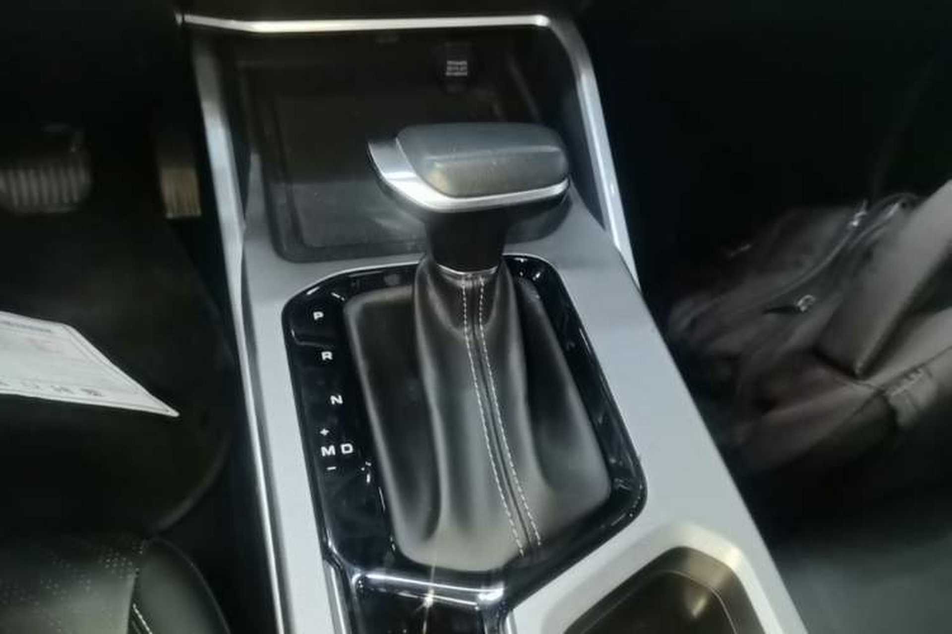 Used Geely Auto Emgrand 2022 4th Generation 1.5L CVT Luxury Model Gear Lever