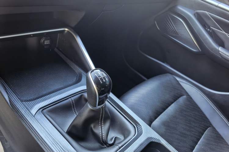 Used Geely Auto Emgrand 2022 4th Generation 1.5L Manual Elite Model Gear Lever