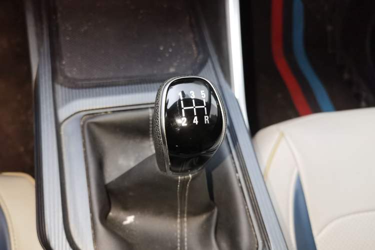Used Geely Auto Emgrand 2022 4th Generation 1.5L Manual Asian Games Edition Gear Lever