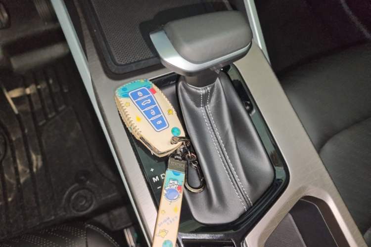 Used Geely Auto Emgrand 2022 4th Generation 1.5L CVT Luxury Model Gear Lever