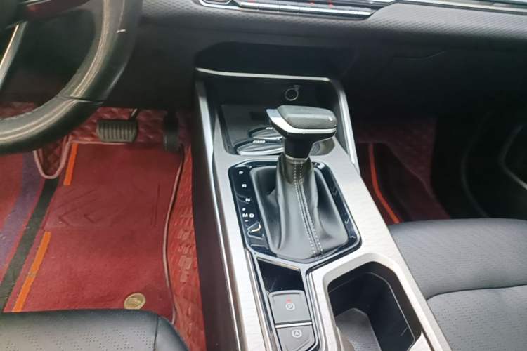 Used Geely Auto Emgrand 2022 4th Generation 1.5L CVT Luxury Model Gear Lever