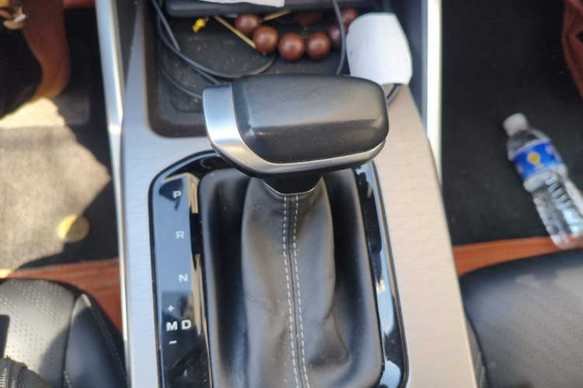 Used Geely Auto Emgrand 2022 4th Generation 1.5L CVT Luxury Model Gear Lever