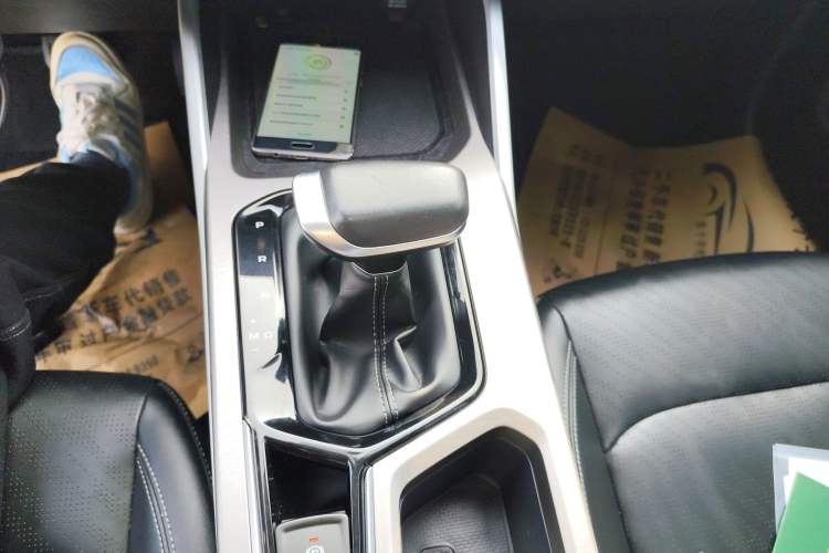 Used Geely Auto Emgrand 2022 4th Generation 1.5L CVT Luxury Model Gear Lever
