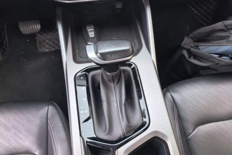 Used Geely Auto Emgrand 2022 4th Generation 1.5L CVT Luxury Model Gear Lever