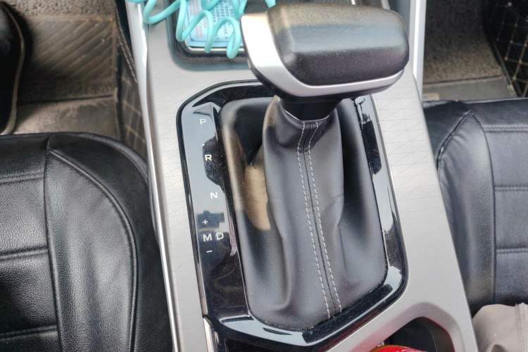 Used Geely Auto Emgrand 2022 4th Generation 1.5L CVT Luxury Model Gear Lever