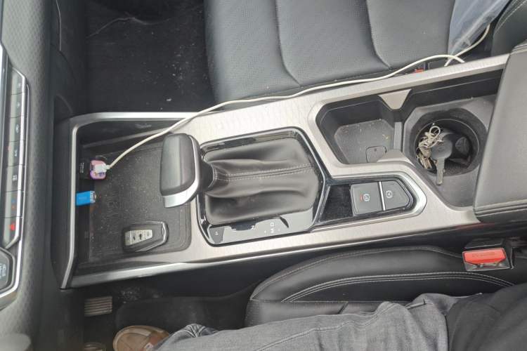 Used Geely Auto Emgrand 2022 4th Generation 1.5L CVT Luxury Model Gear Lever