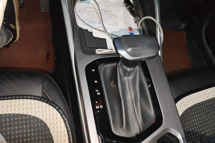 Used Geely Auto Emgrand 2022 4th Generation 1.5L CVT Luxury Model Gear Lever