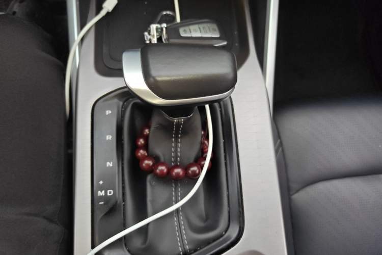 Used Geely Auto Emgrand 2022 4th Generation 1.5L CVT Luxury Model Gear Lever