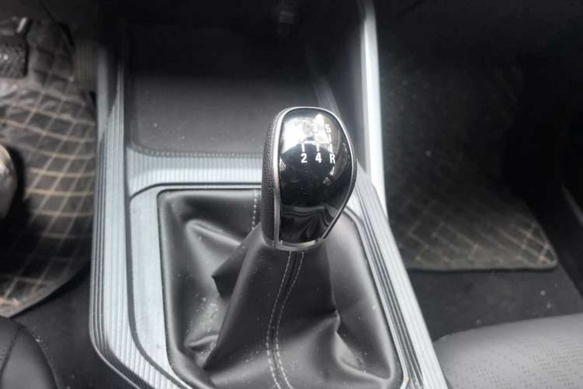 Used Geely Auto Emgrand 2022 4th Generation 1.5L Manual Luxury Model Gear Lever