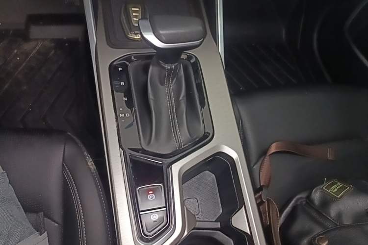 Used Geely Auto Emgrand 2022 4th Generation 1.5L CVT Luxury Model Gear Lever