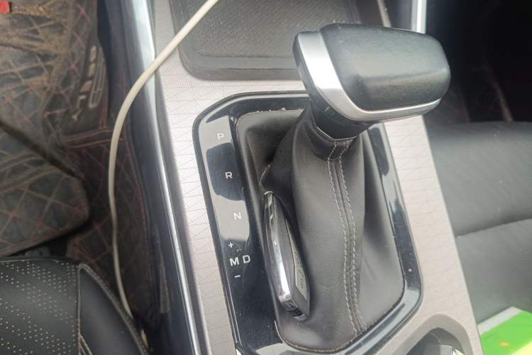 Used Geely Auto Emgrand 2022 4th Generation 1.5L CVT Luxury Model Gear Lever