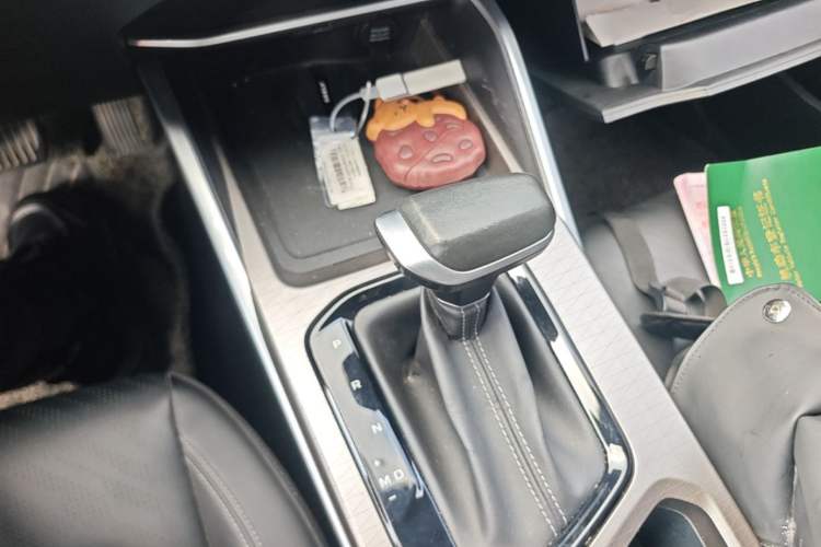 Used Geely Auto Emgrand 2022 4th Generation 1.5L CVT Luxury Model Gear Lever