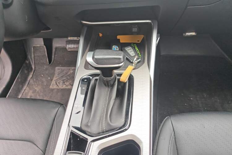 Used Geely Auto Emgrand 2022 4th Generation 1.5L CVT Luxury Model Gear Lever