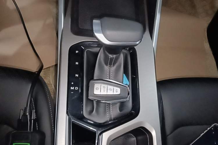 Used Geely Auto Emgrand 2022 4th Generation 1.5L CVT Luxury Model Gear Lever