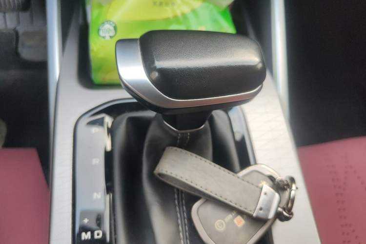 Used Geely Auto Emgrand 2022 4th Generation 1.5L CVT Elite Model Gear Lever