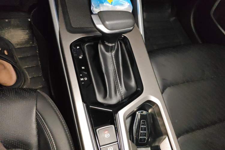 Used Geely Auto Emgrand 2022 4th Generation 1.5L CVT Luxury Model Gear Lever