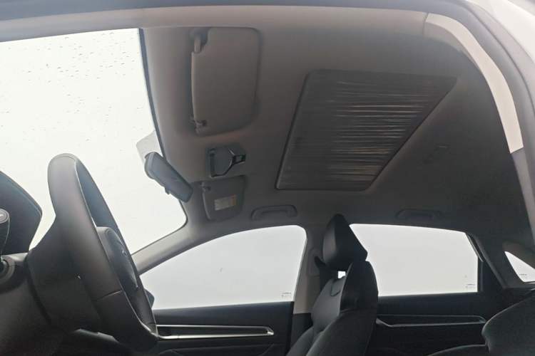 Used Geely Auto Emgrand 2022 4th Generation 1.5L CVT Luxury Model Headliner