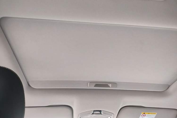 Used Geely Auto Emgrand 2022 4th Generation 1.5L CVT Luxury Model Headliner