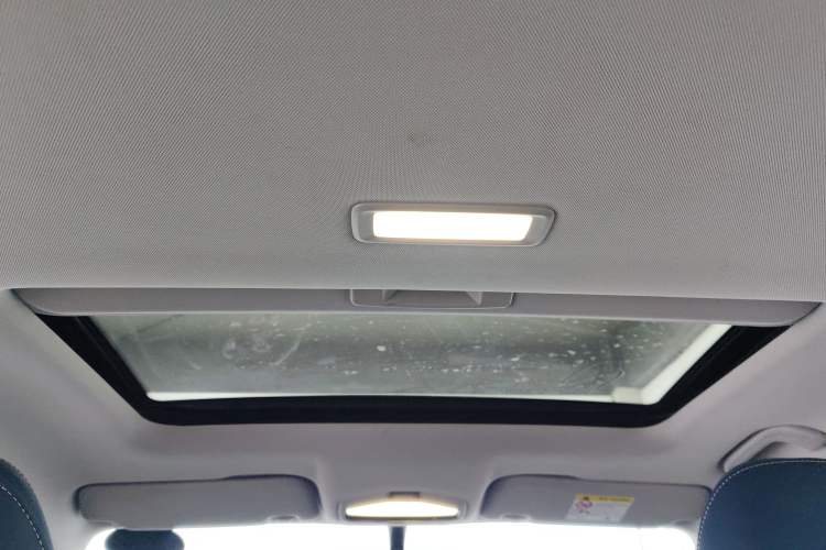 Used Geely Auto Emgrand 2022 4th Generation 1.5L CVT Flagship Model Headliner