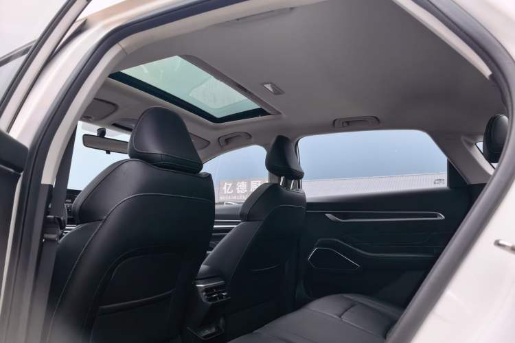 Used Geely Auto Emgrand 2022 4th Generation 1.5L CVT Luxury Model Headliner