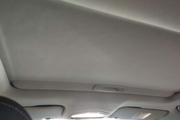 Used Geely Auto Emgrand 2022 4th Generation 1.5L CVT Flagship Model Headliner