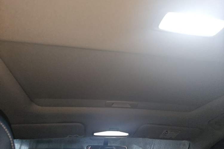 Used Geely Auto Emgrand 2022 4th Generation 1.5L CVT Flagship Model Headliner