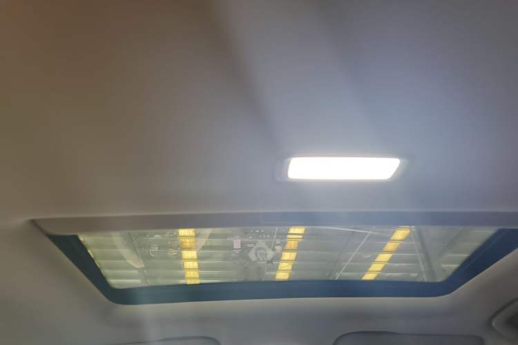 Used Geely Auto Emgrand 2022 4th Generation 1.5L CVT Luxury Model Headliner
