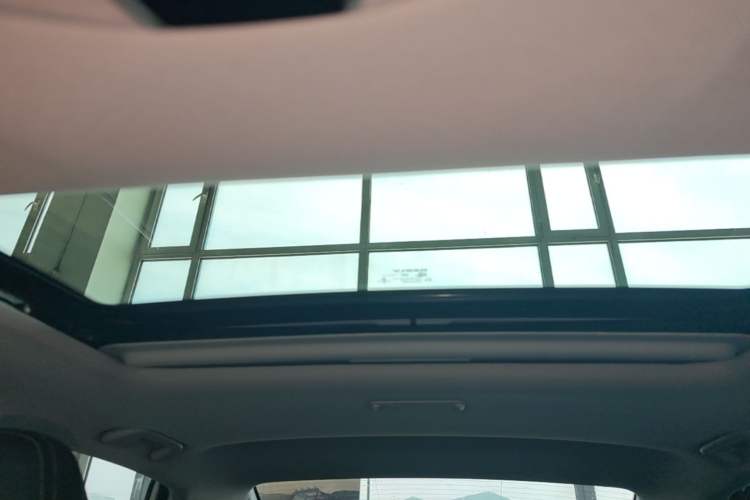 Used Geely Auto Emgrand 2022 4th Generation 1.5L CVT Luxury Model Headliner