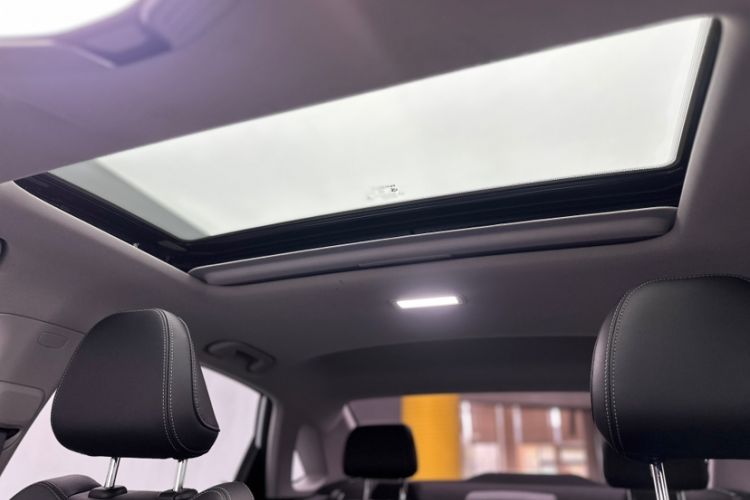 Used Geely Auto Emgrand 2022 4th Generation 1.5L CVT Luxury Model Headliner
