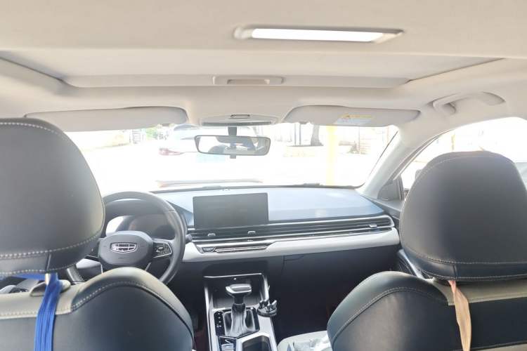 Used Geely Auto Emgrand 2022 4th Generation 1.5L CVT Flagship Model Headliner