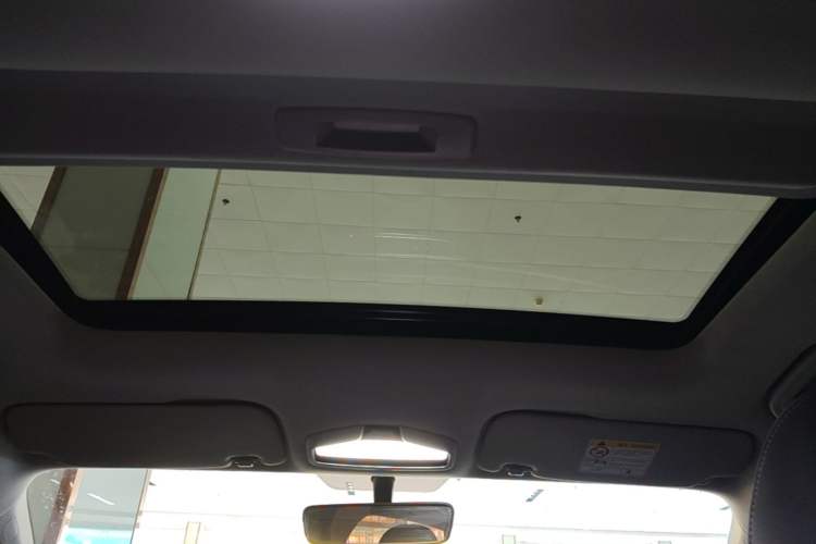 Used Geely Auto Emgrand 2022 4th Generation 1.5L CVT Luxury Model Headliner