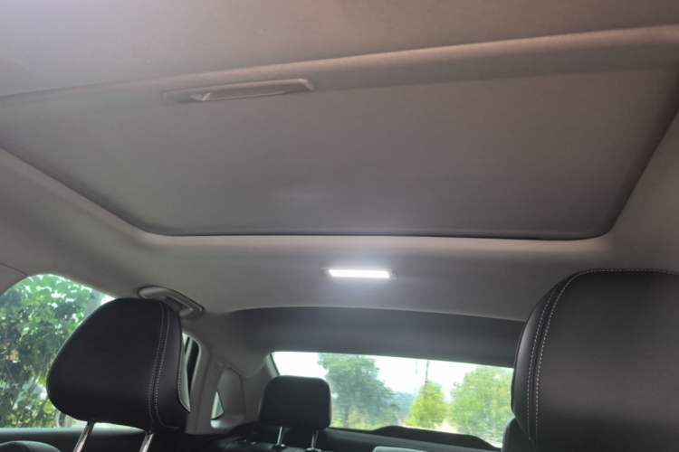 Used Geely Auto Emgrand 2022 4th Generation 1.5L CVT Luxury Model Headliner