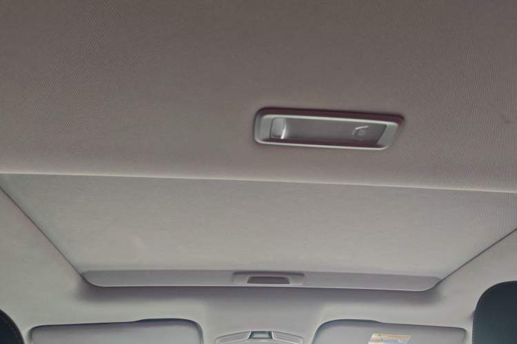Used Geely Auto Emgrand 2022 4th Generation 1.5L CVT Luxury Model Headliner