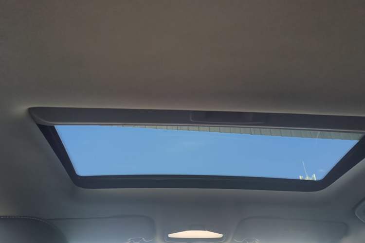 Used Geely Auto Emgrand 2022 4th Generation 1.5L Manual Elite Model Headliner
