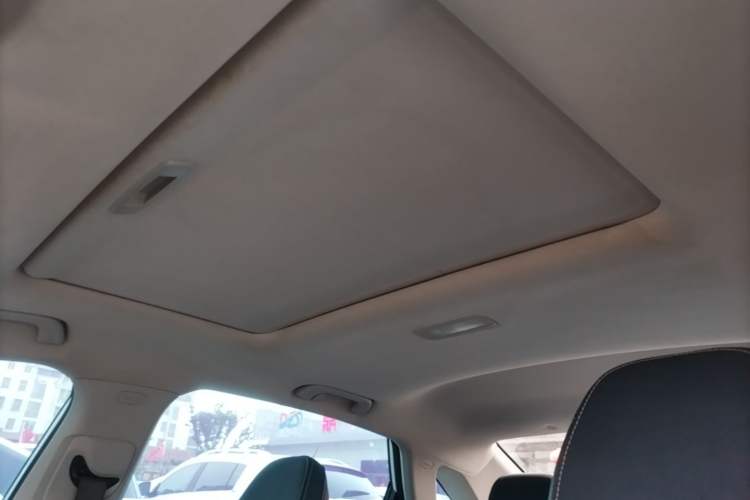 Used Geely Auto Emgrand 2022 4th Generation 1.5L CVT Flagship Model Headliner