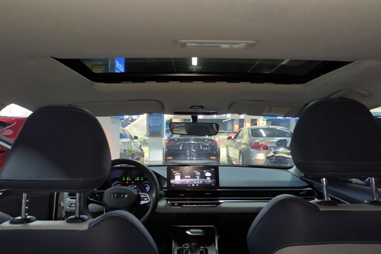 Used Geely Auto Emgrand 2022 4th Generation 1.5L CVT Flagship Model Headliner