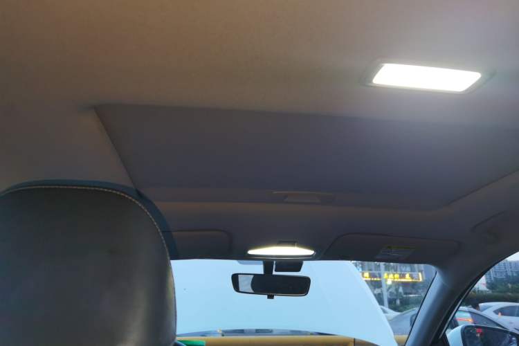 Used Geely Auto Emgrand 2022 4th Generation 1.5L CVT Luxury Model Headliner