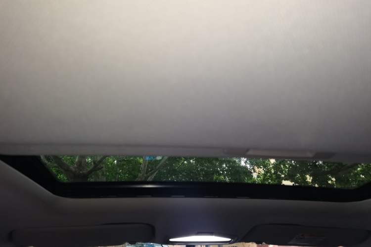 Used Geely Auto Emgrand 2022 4th Generation 1.5L CVT Elite Model Headliner