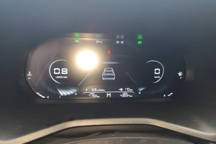 Used Geely Auto Emgrand 2022 4th Generation 1.5L Manual Luxury Model Instrument Cluster